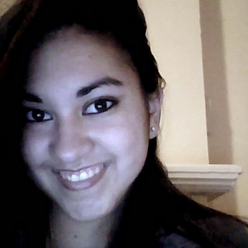 Meet your Posher, Caitlin